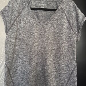 Ideology Heather Gray Short Sleeve Tee